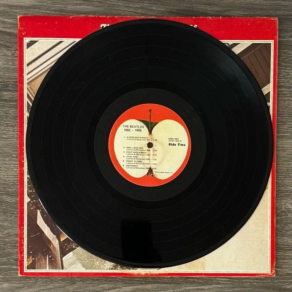 Vintage The Beatles 1962-1966 Vinyl Records - Picture 6 of 8